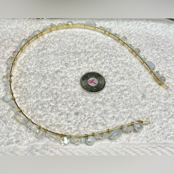 Bead and crystal headband -very pretty standard size - Picture 4 of 9
